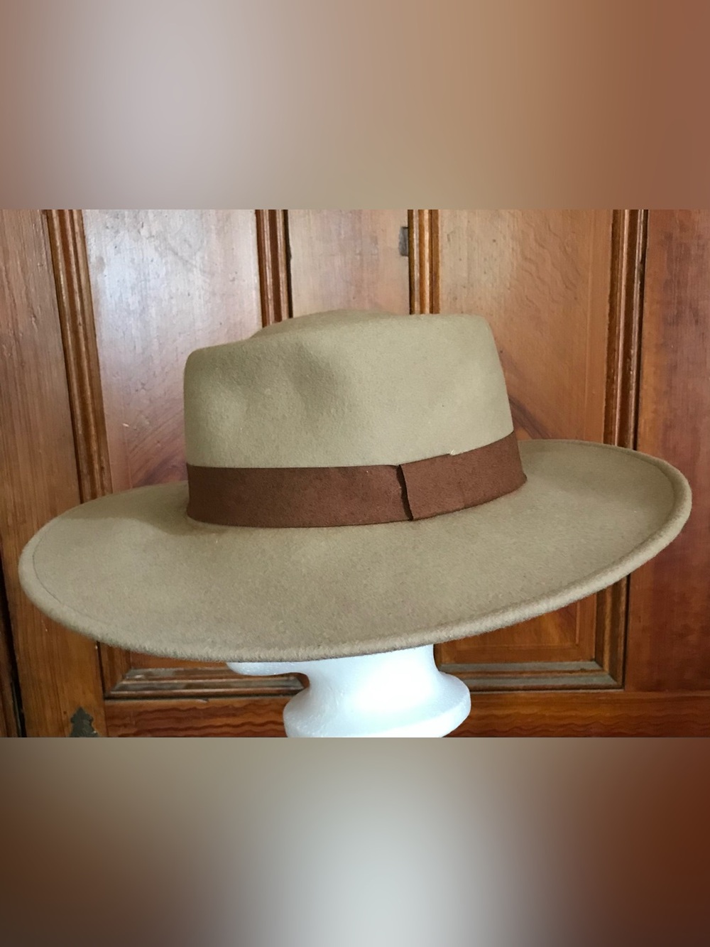 Vintage Tan Wool Boho Safari Southwestern Country Western Adventure Hat
